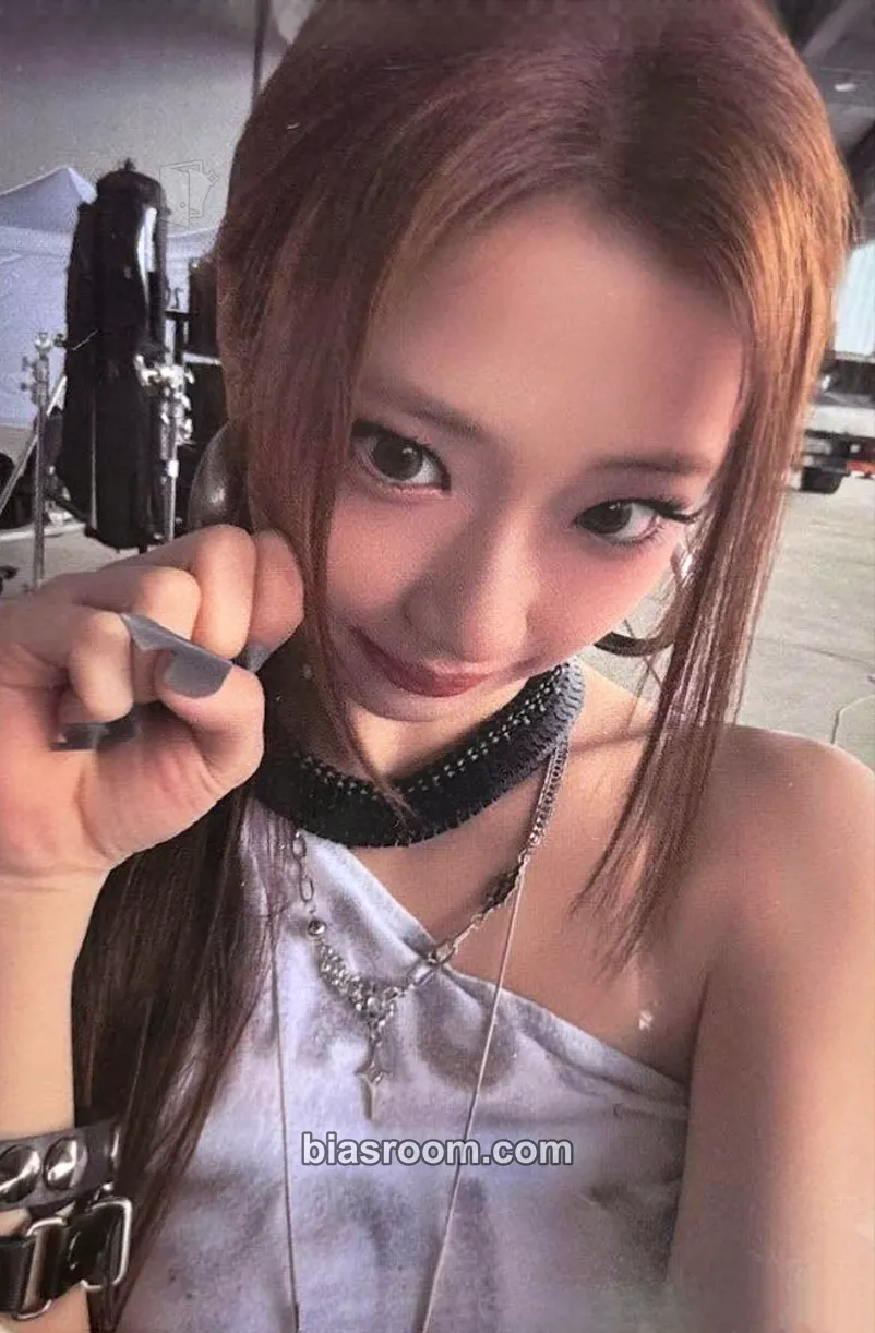 Ruka CHOOM World Tour Photocard - BABYMONSTER - BABYMONSTER K-pop photocard