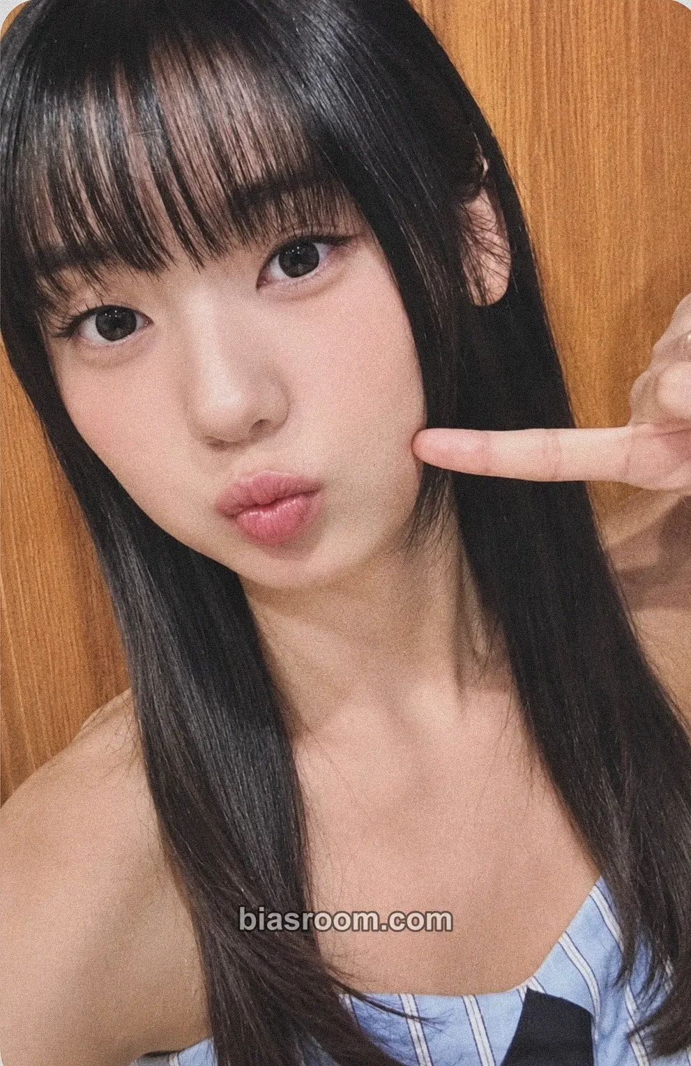 Hyeonju CURIOUS Photocard - UNIS - UNIS K-pop photocard