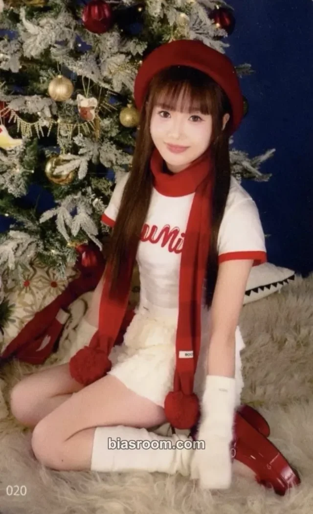 ME:I - Keiko - 2024 ME:ICONIC Sweet Holiday Event trading card
