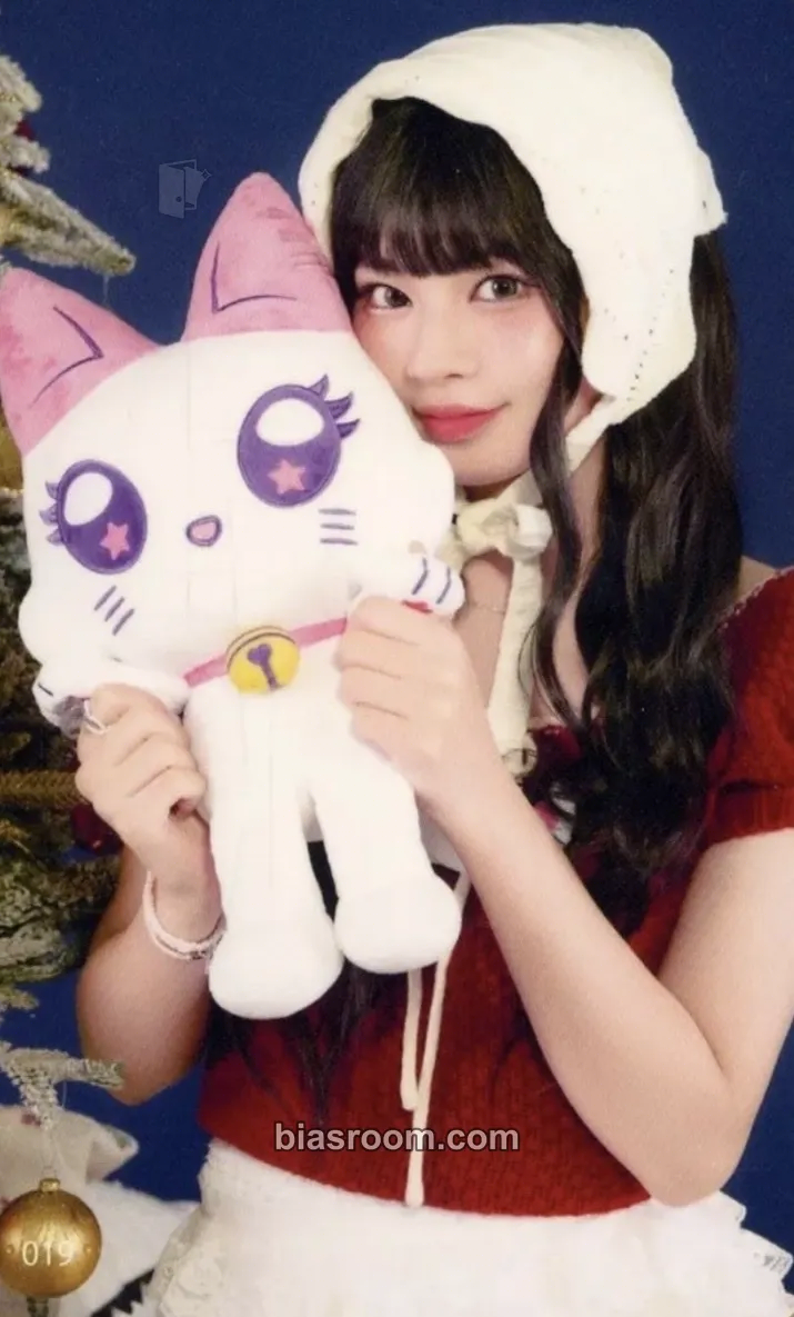 Rinon 2024 ME:ICONIC Sweet Holiday Photocard - ME:I - ME:I K-pop photocard