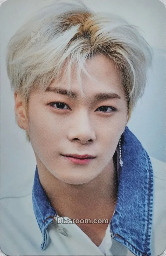 ASTRO - Moonbin - 2019 Season's Greetings Other photocard set season's greetings