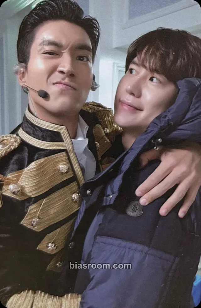 SUPER JUNIOR - Donghae & Kyuhyun - E.L.F. Official Fanclub Other fanclub welcome kit kit photocard 2019 version
