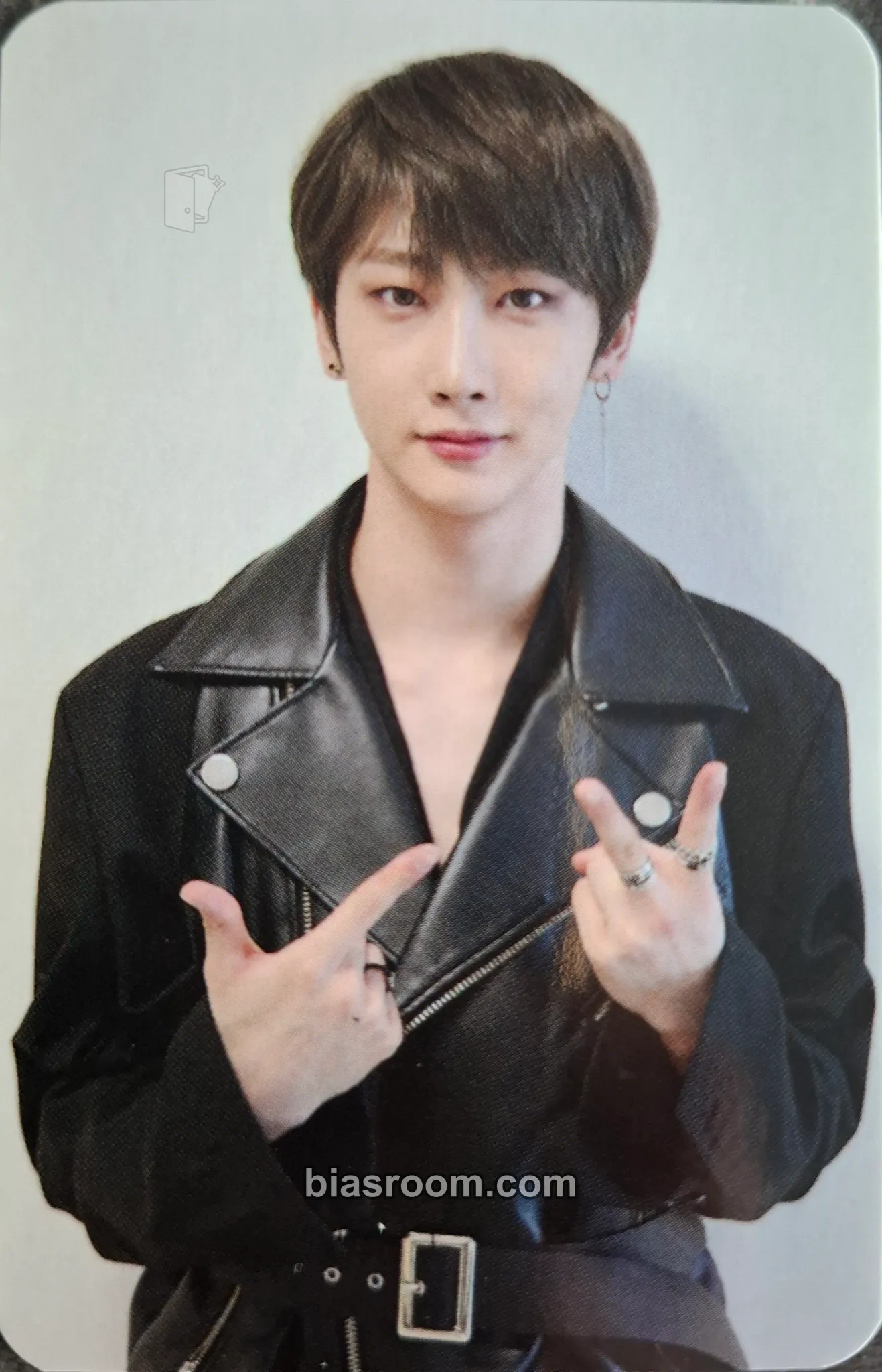Hoyoung FACE US Photocard - VERIVERY - VERIVERY K-pop photocard
