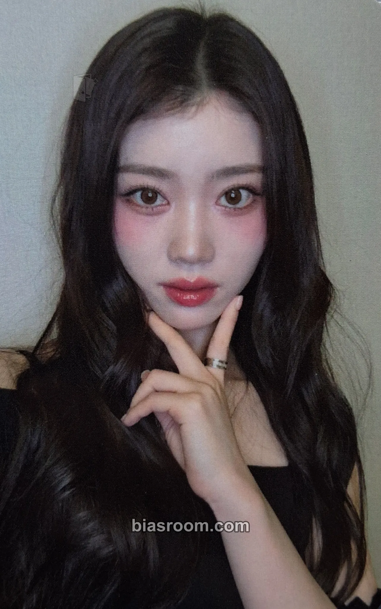 Xiaoting 2026 Season's Greetings: Between Friends & Forever Photocard - Kep1er - Kep1er K-pop photocard