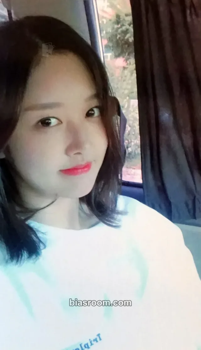gugudan - Mimi - Gugudan 1st Showcase & Fanmeeting "Dear Friend" in Japan Event non-standard size