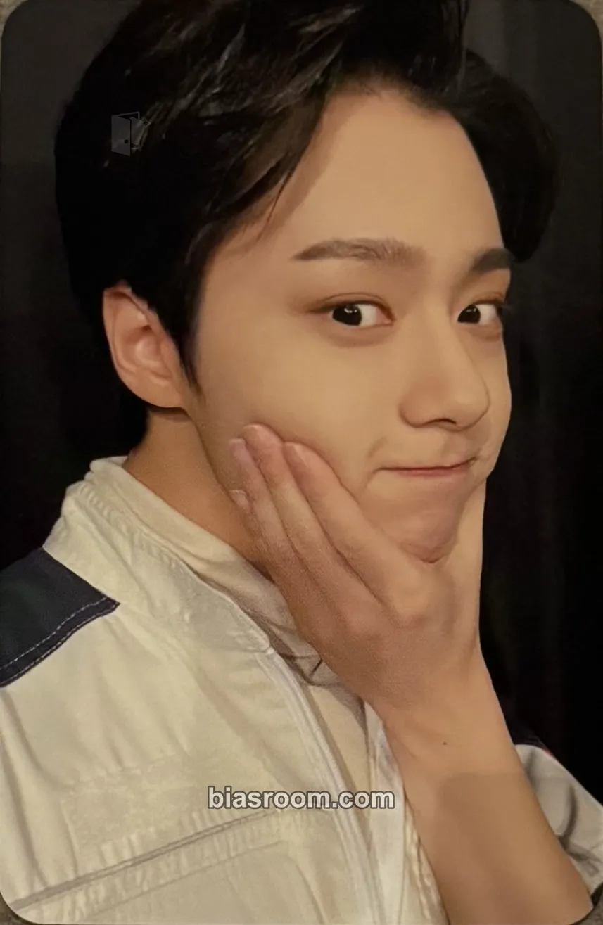 Hwanwoong BLOOD MOON Photocard - ONEUS - ONEUS K-pop photocard