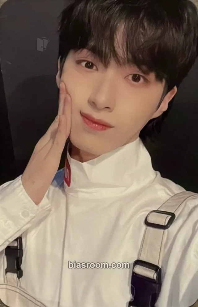 ONEUS - Xion - BLOOD MOON Album dear my muse (dmm) round 6