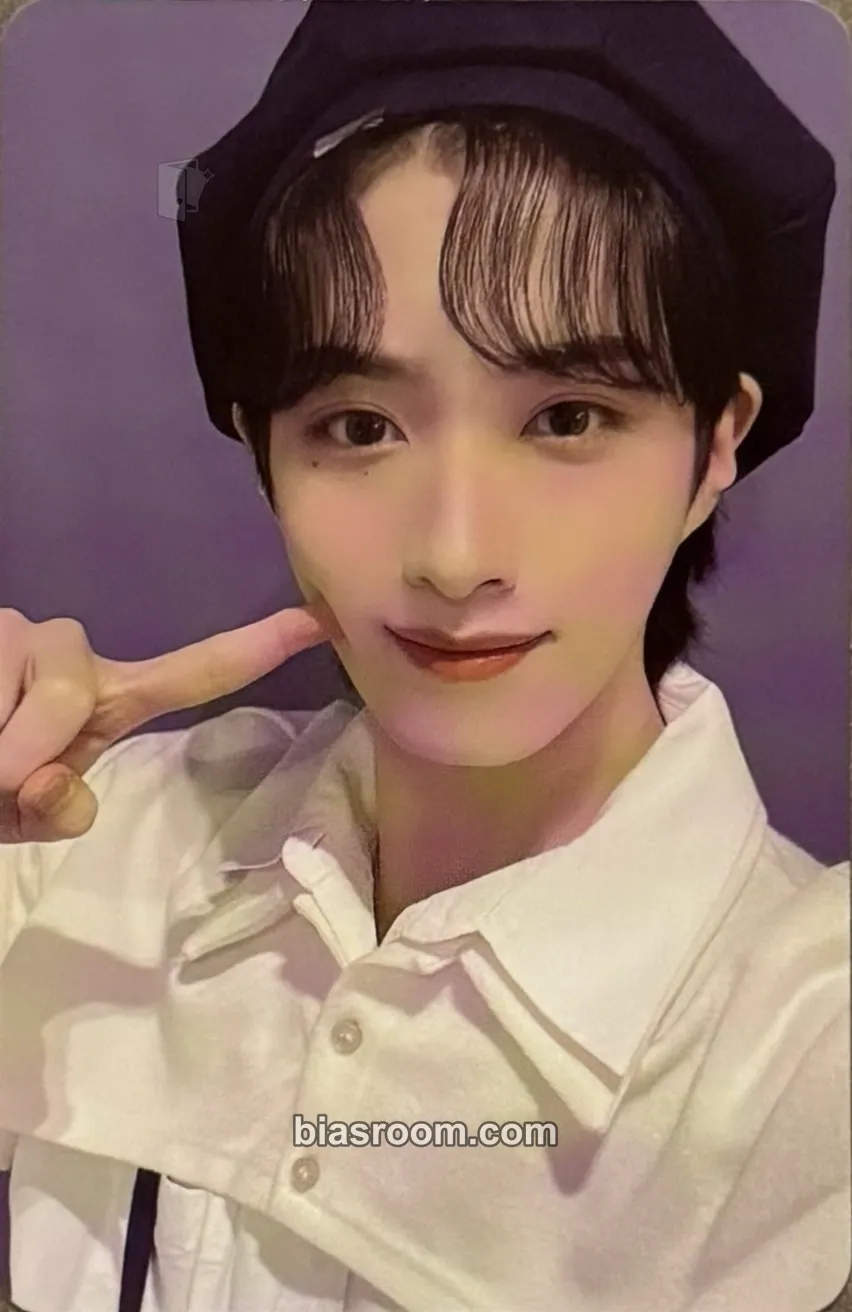 Xion BLOOD MOON Photocard - ONEUS - ONEUS K-pop photocard