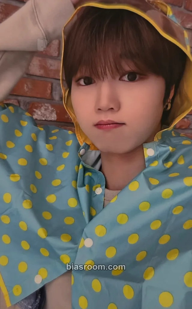 Younite - Eunho - 빛 : Bit Part.1 Album makestar purchase benefit