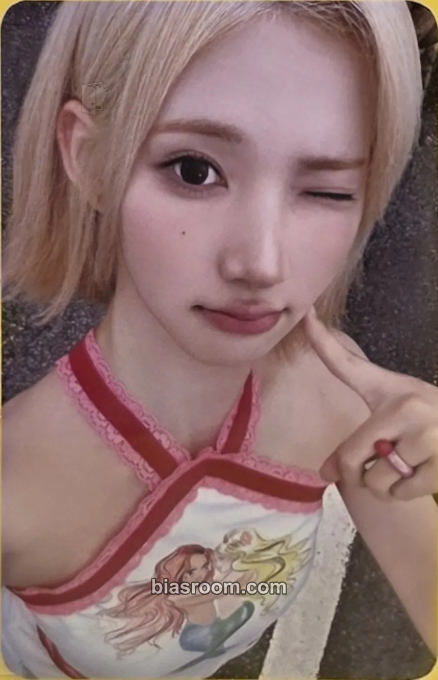 Jiwoo Lemon Tang Photocard - Hearts2Hearts - Hearts2Hearts K-pop photocard