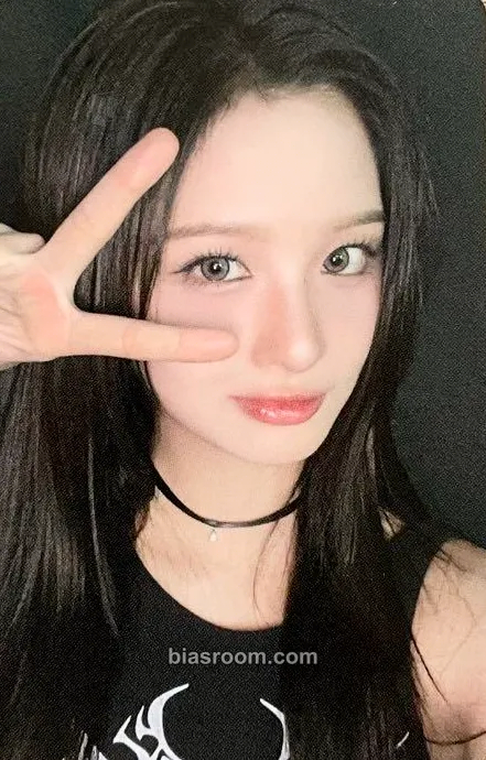 Sullyoon Fe3O4: STICK OUT Photocard - NMIXX - NMIXX K-pop photocard