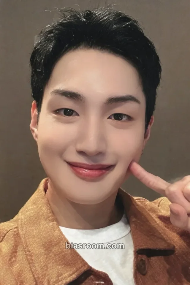 BE:MAX - Wooyeon - RUSH Album jump up video call (fancall)