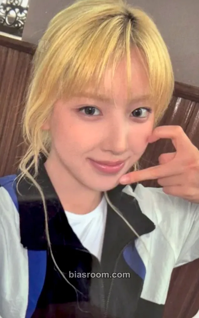 Jiwoo Fe3O4: STICK OUT Photocard - NMIXX - NMIXX K-pop photocard
