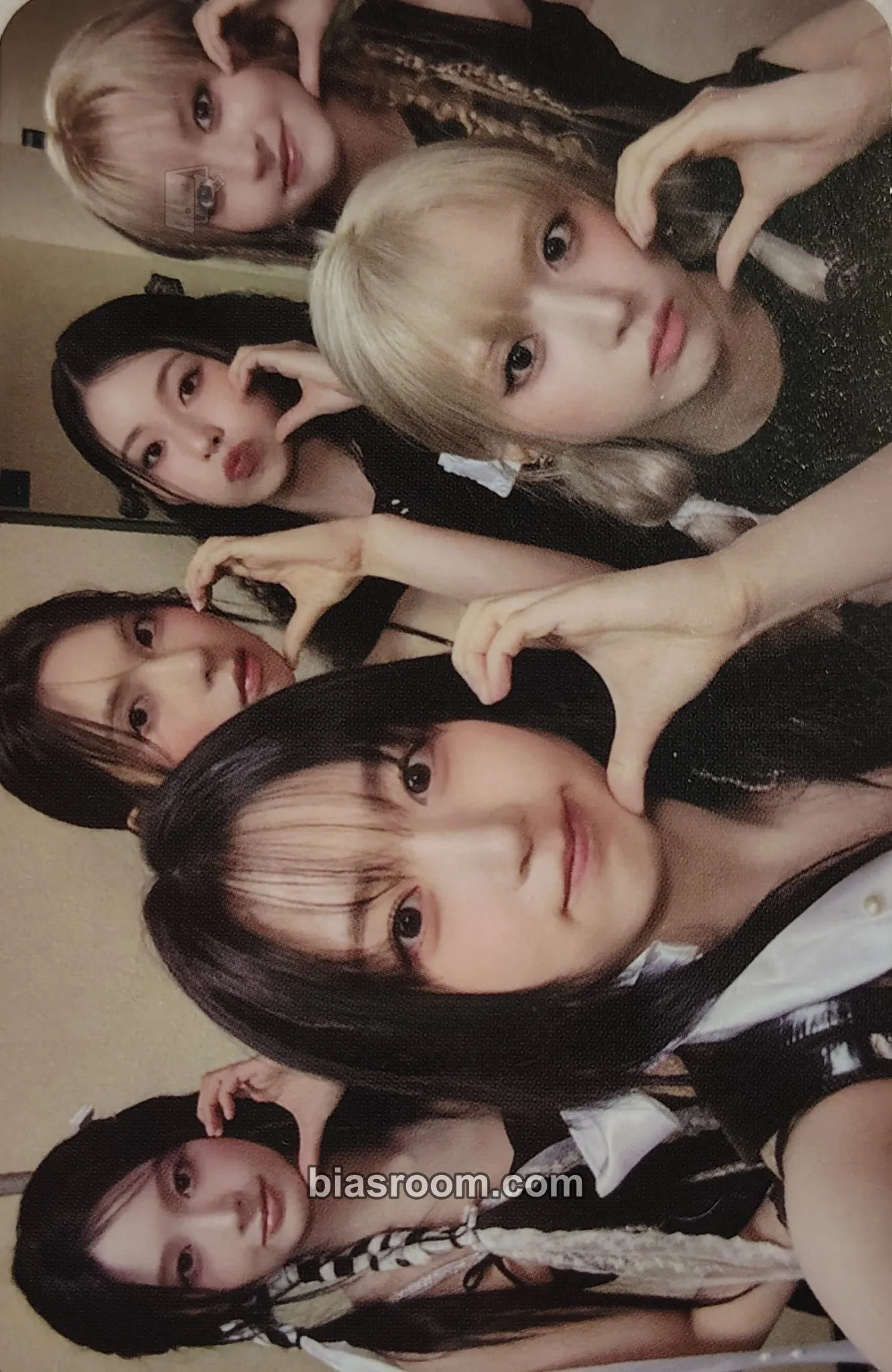 Fe3O4: STICK OUT Photocard - NMIXX - NMIXX K-pop photocard