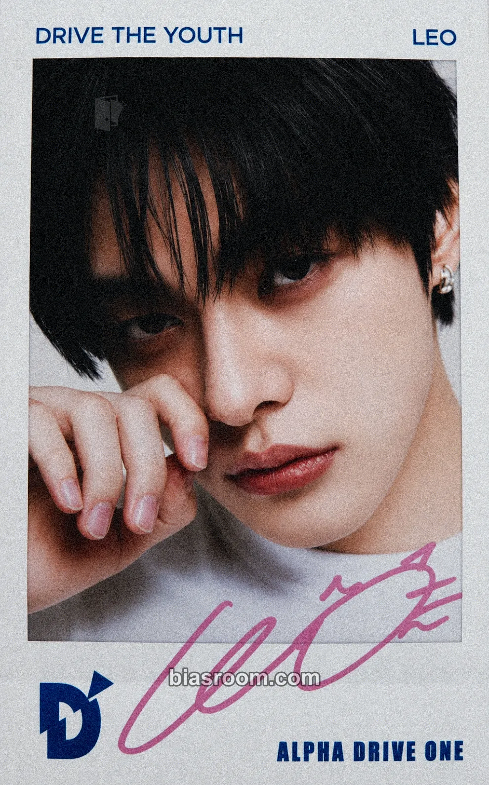 Leo DICON VOLUME Nº33 Photocard - ALPHA DRIVE ONE - ALPHA DRIVE ONE K-pop photocard