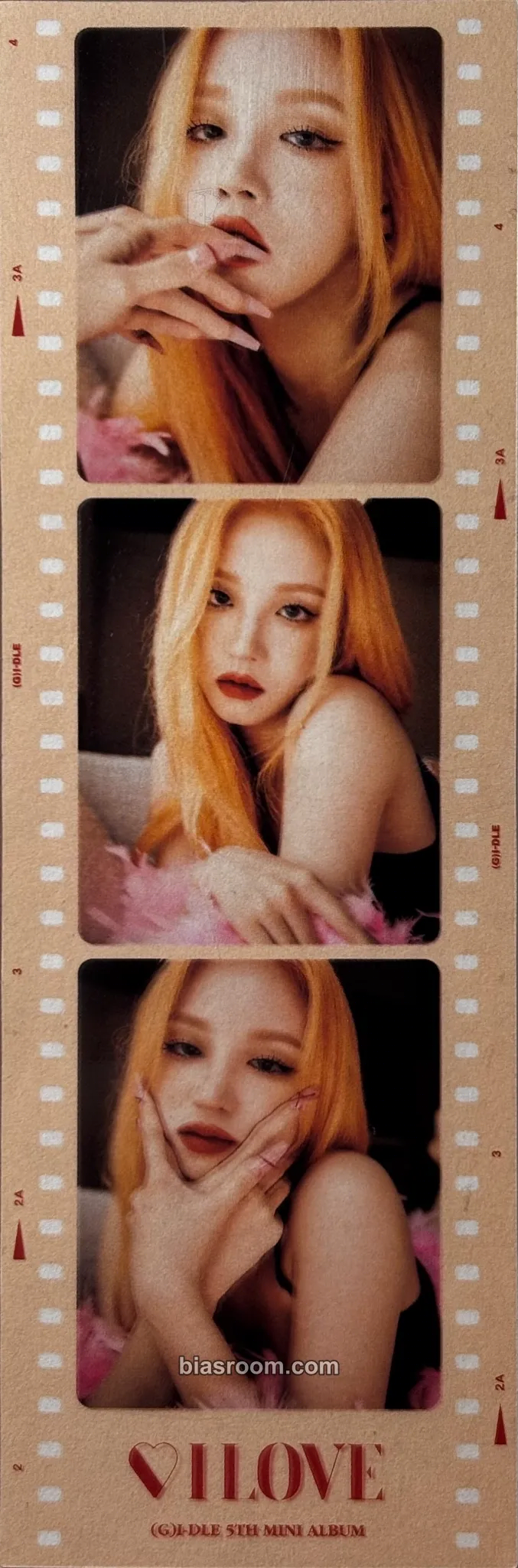 Yuqi I Love Photocard - i-dle - i-dle K-pop photocard