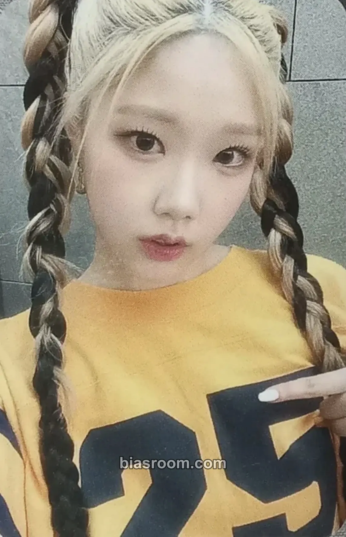 Chaewon Day and Night Photocard - CLASSy - CLASSy K-pop photocard