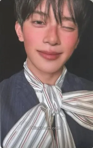 Kangmin Free Falling - Kangmin Solo Photocard - VERIVERY - VERIVERY K-pop photocard