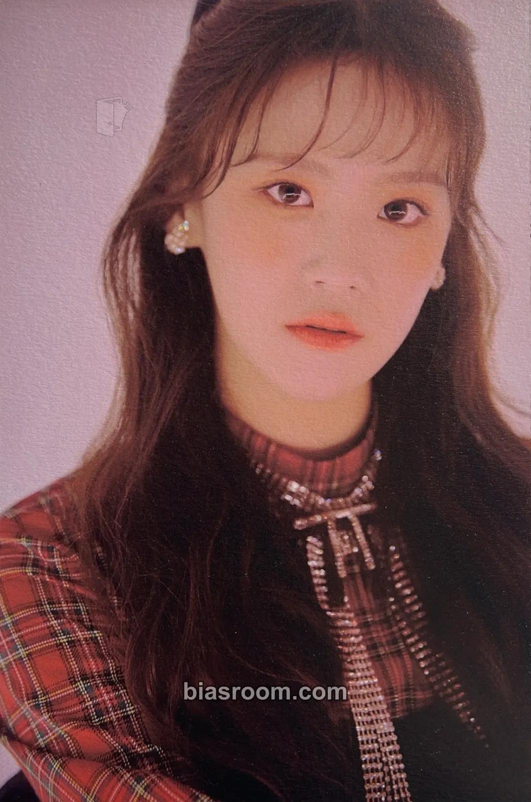 Mayna Issue Maker Photocard - Hot Issue - Hot Issue K-pop photocard