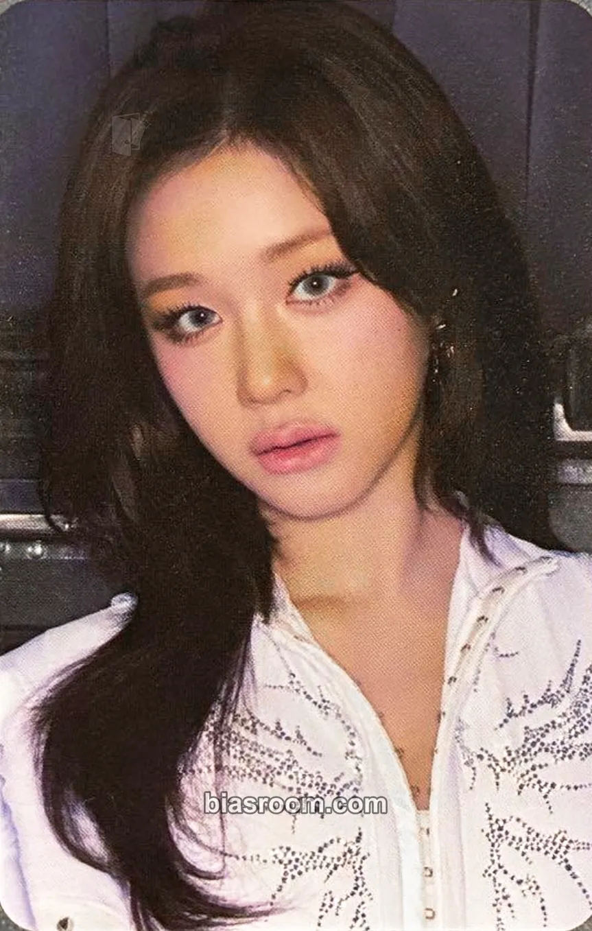 Pharita CHOOM World Tour Photocard - BABYMONSTER - BABYMONSTER K-pop photocard