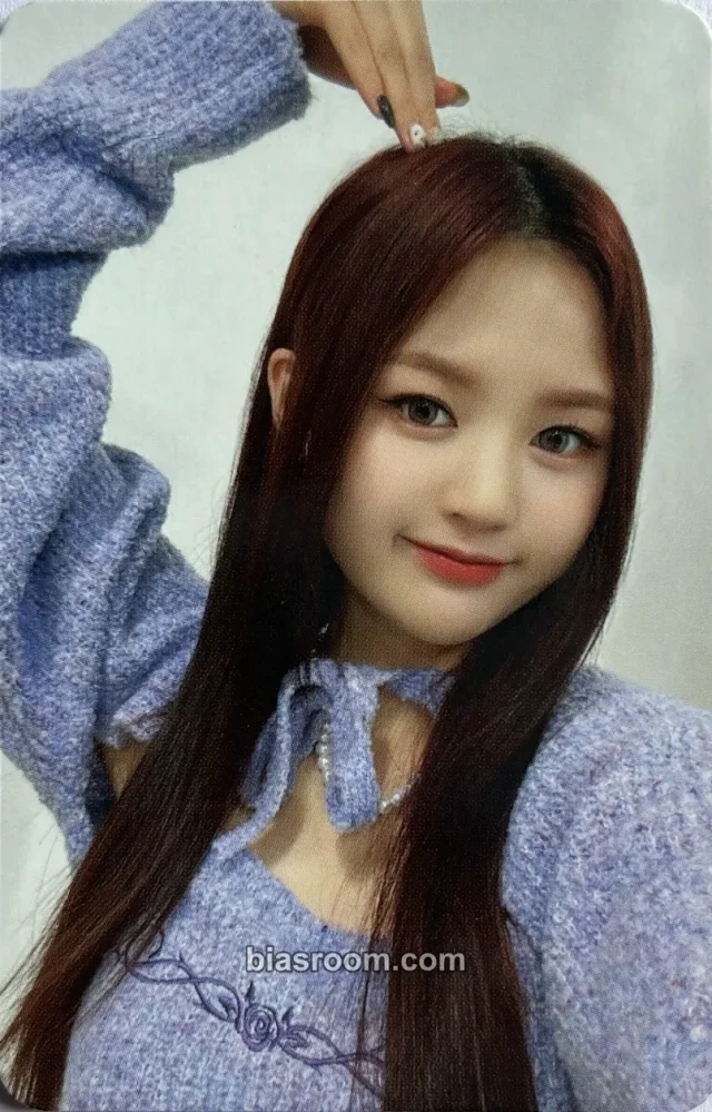 Dana Hot Issue Icons K-pop photocard