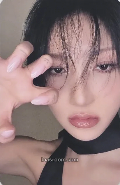 Hwasa 4WARD World Tour Photocard - MAMAMOO - MAMAMOO K-pop photocard
