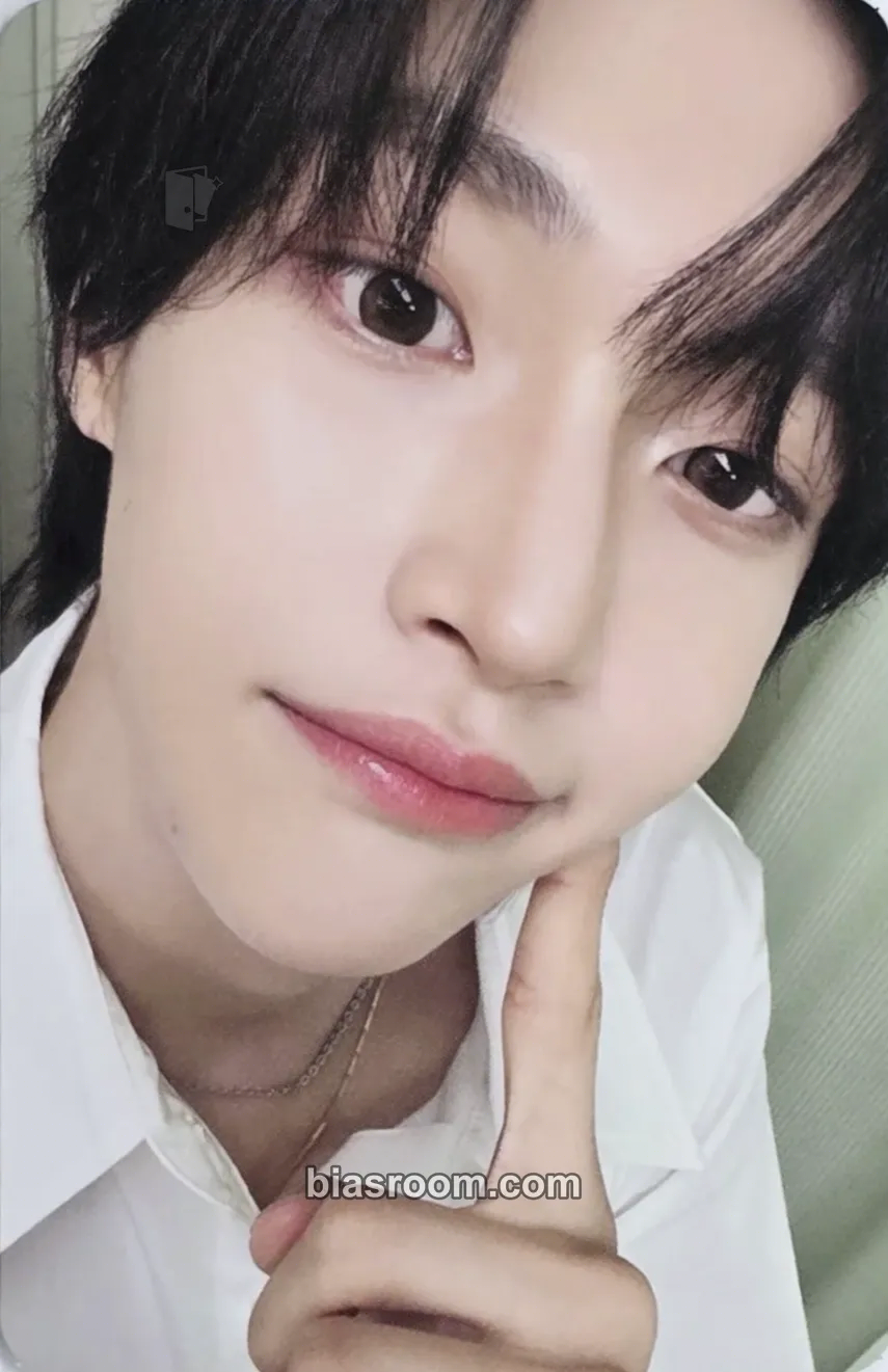 Wonbin On The Sing Street Pop-up Photocard - RIIZE - RIIZE K-pop photocard