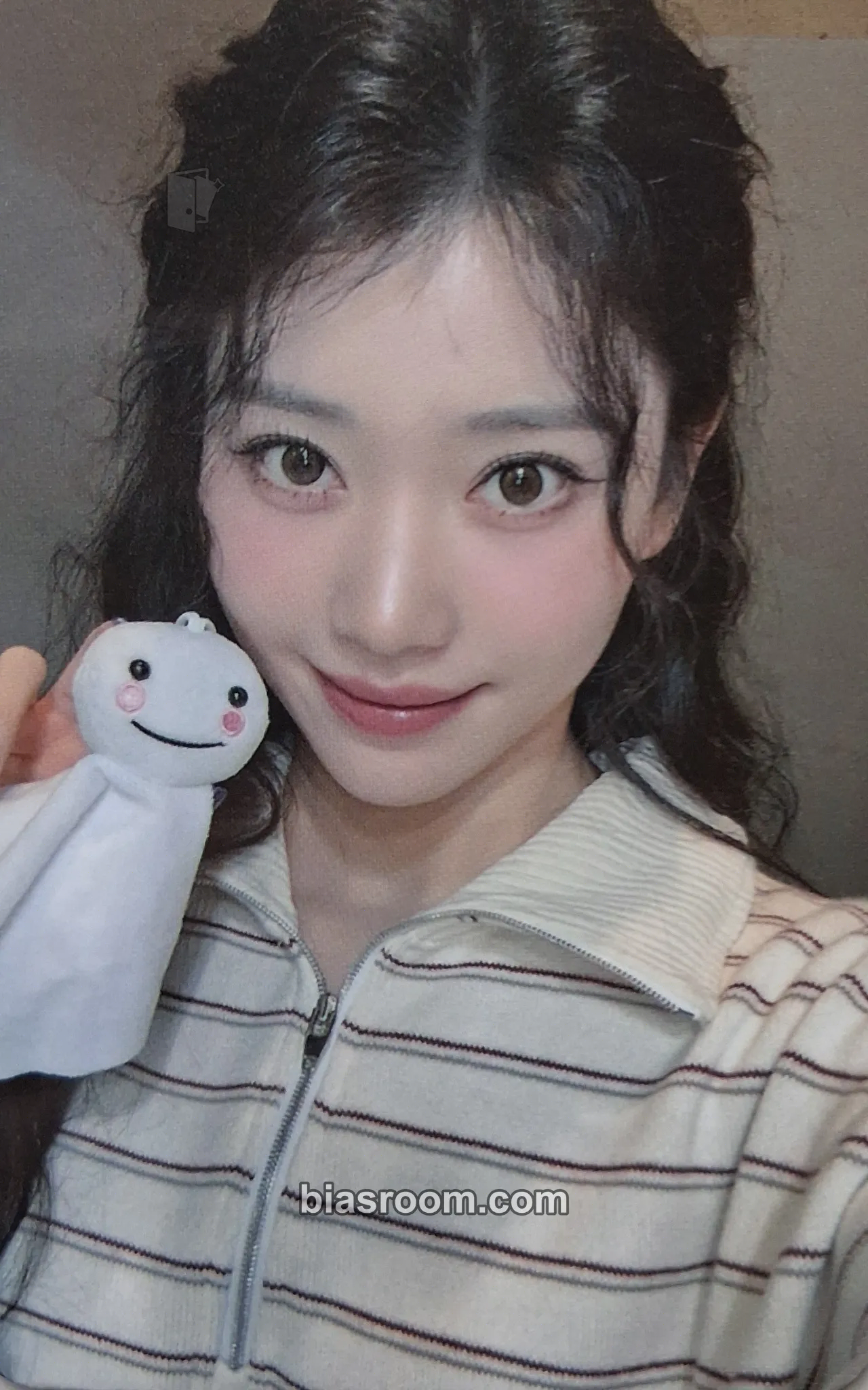 Xiaoting BUBBLE GUM Photocard - Kep1er - Kep1er K-pop photocard