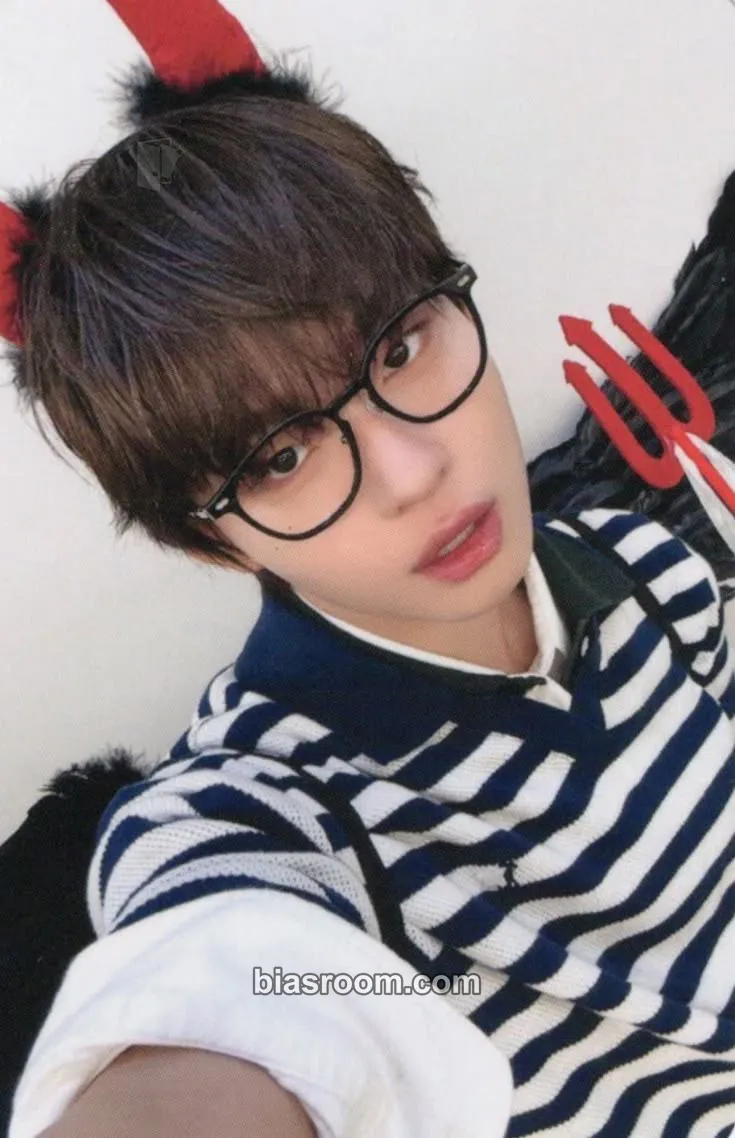 Keiju My First Kick Photocard - KickFlip - KickFlip K-pop photocard