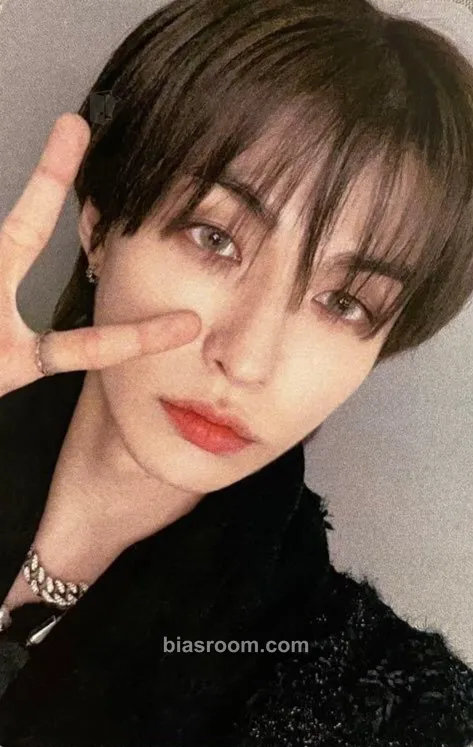 Romin iDENTIFICATION Photocard - E’LAST - E’LAST K-pop photocard