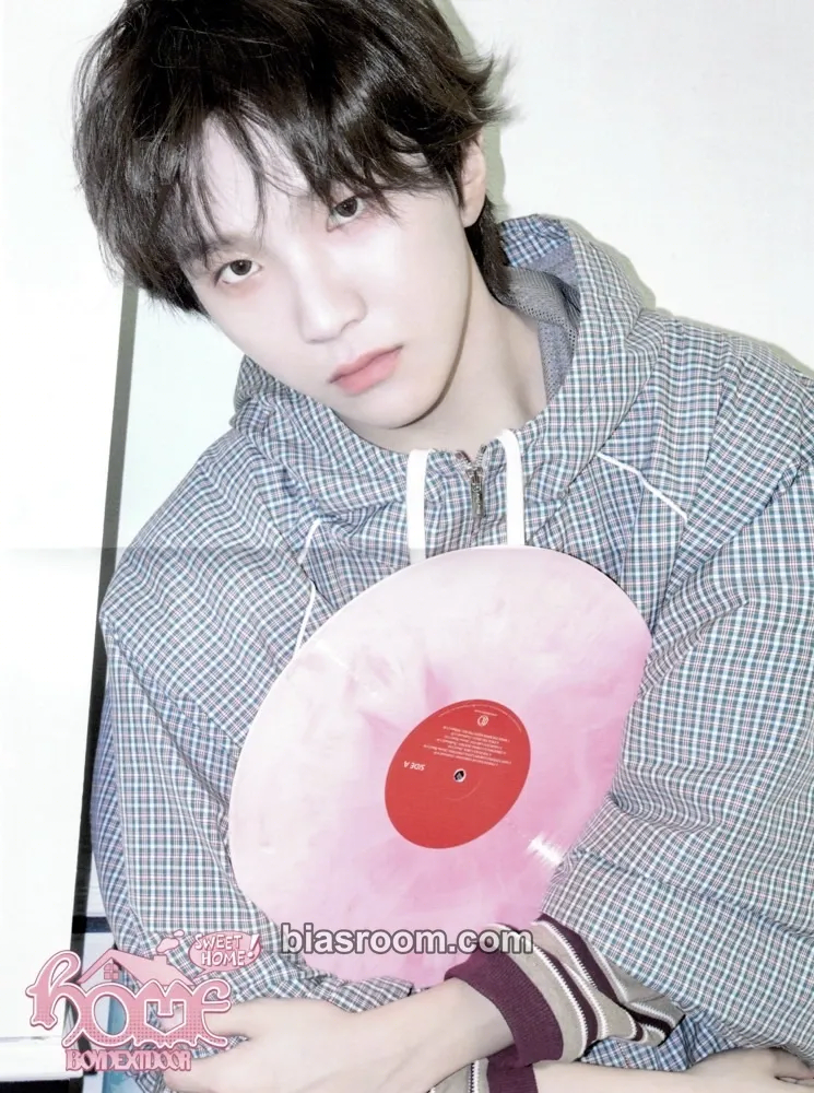 Woonhak HOME Photocard - BOYNEXTDOOR - BOYNEXTDOOR K-pop photocard