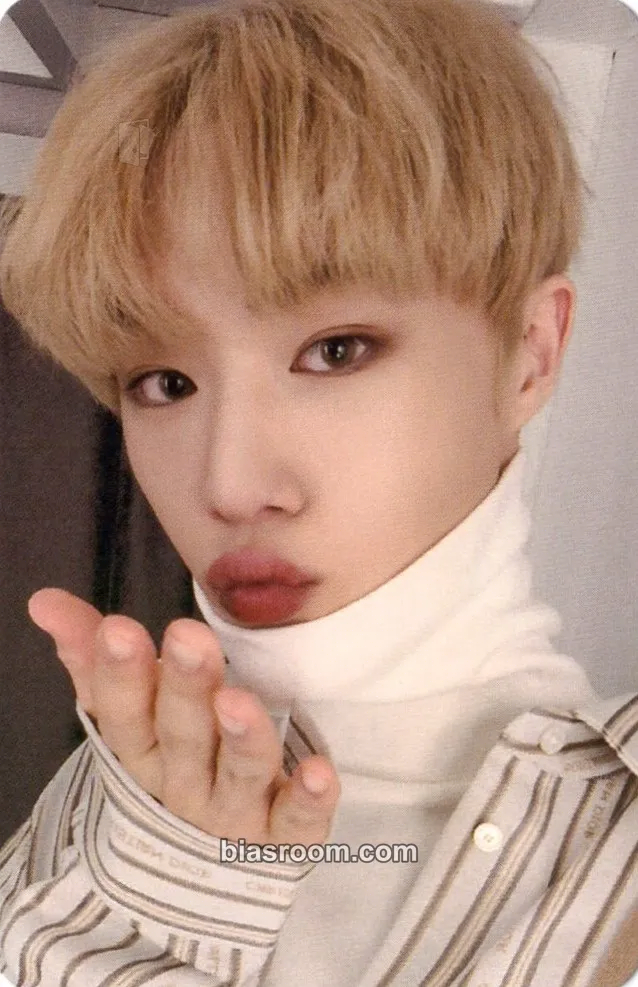 Hyunsuk HELLO Chapter Ø. Hello, Strange Dream Photocard - CIX - CIX K-pop photocard