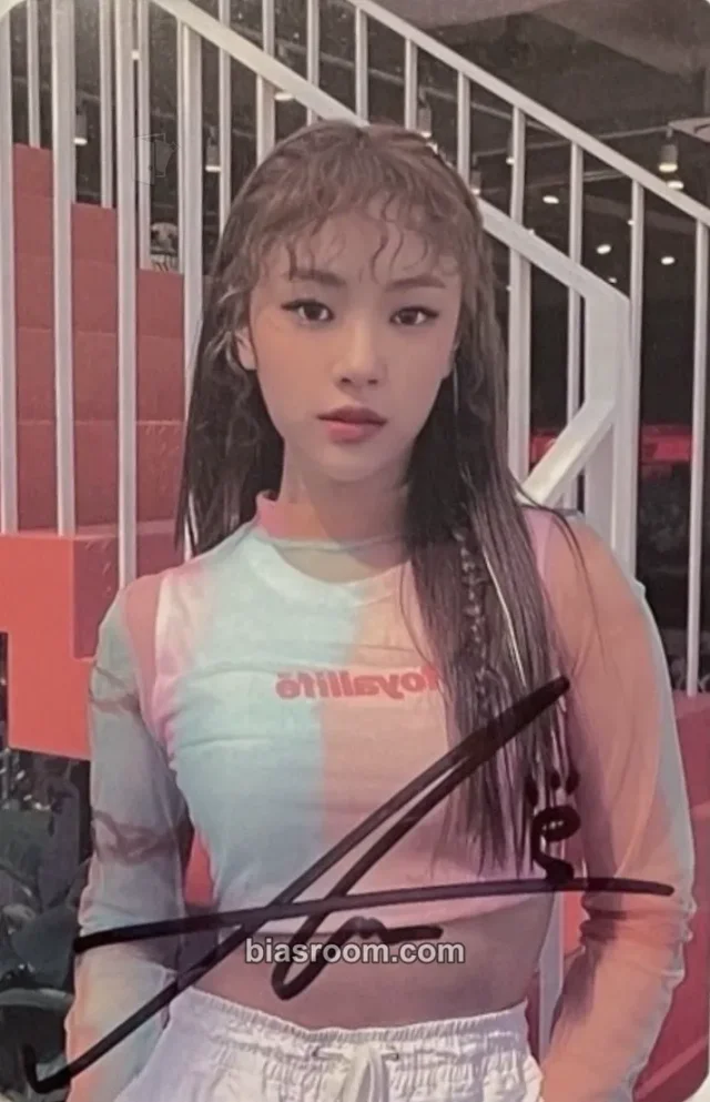 GWSN - Anne - THE OTHER SIDE OF THE MOON Album fansign