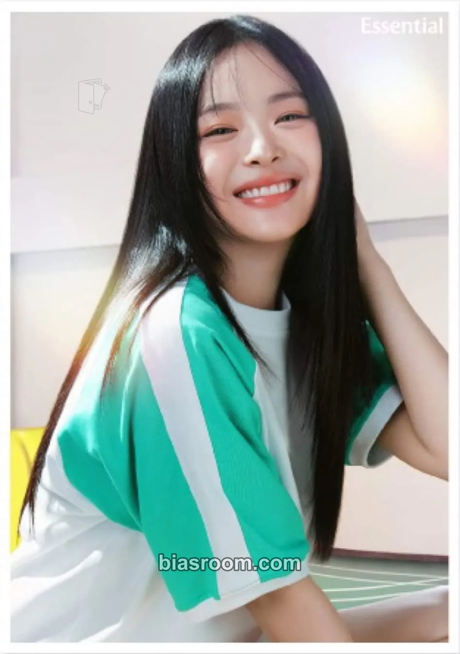 NewJeans x Essential Photocard - NewJeans | Bias Room