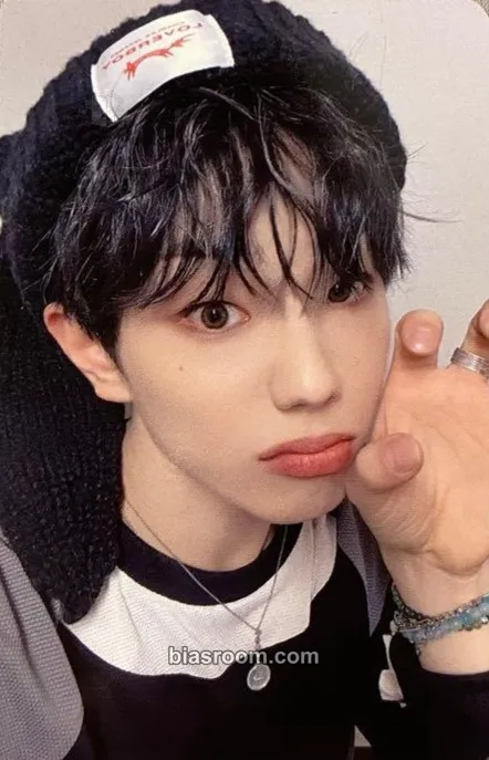 Wonjun iDENTIFICATION Photocard - E’LAST - E’LAST K-pop photocard