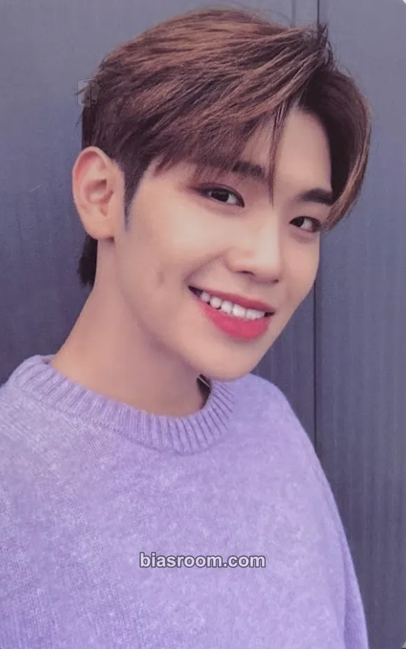 Taerae The Moving Seoul Pop-up Store Photocard - ZEROBASEONE - ZEROBASEONE K-pop photocard