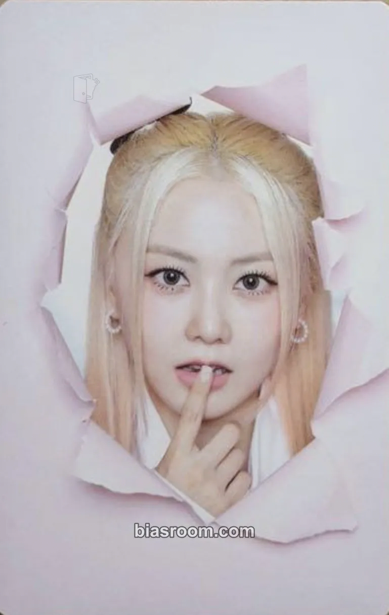 HINATA KCON LA2023 Photocard - XG - XG K-pop photocard