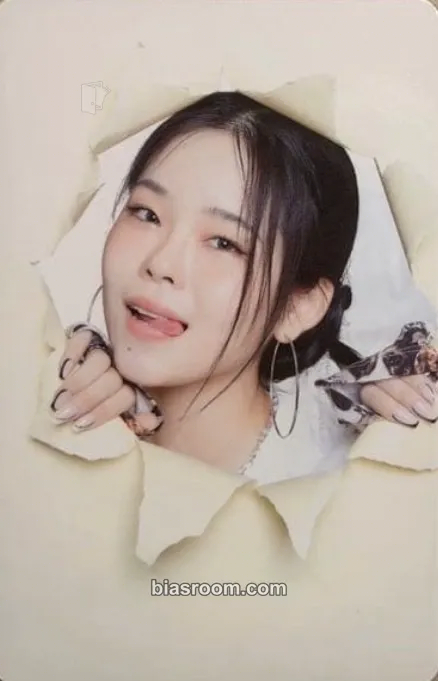COCONA KCON LA2023 Photocard - XG - XG K-pop photocard