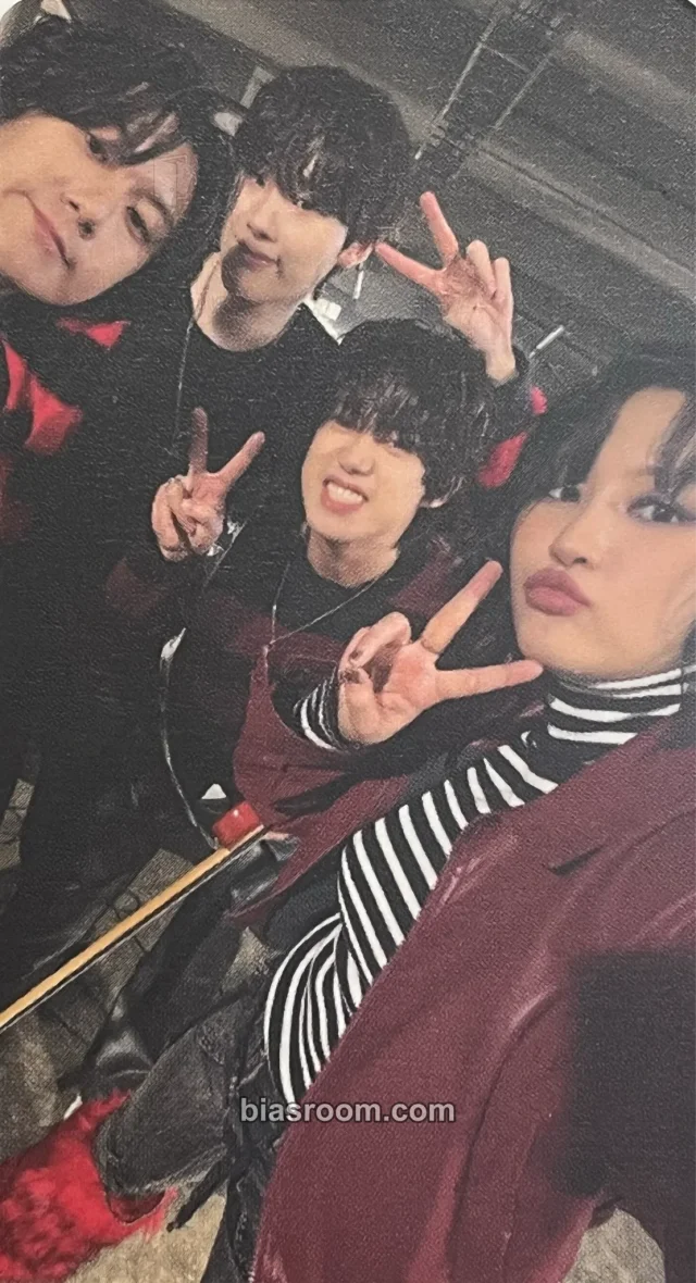 ChRocktikal - The 1st World Tour [CRTK: The Beginning] Event são paulo tour merch photocard set