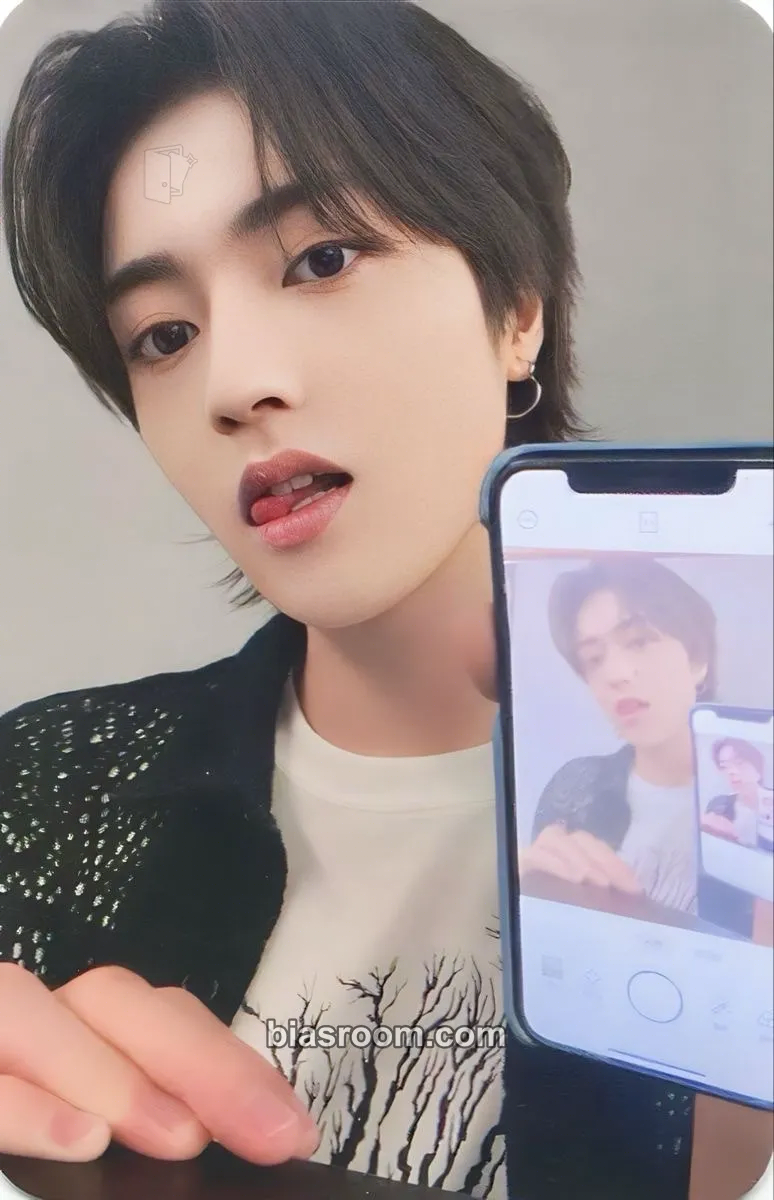Haruto REBOOT Photocard - TREASURE - TREASURE K-pop photocard