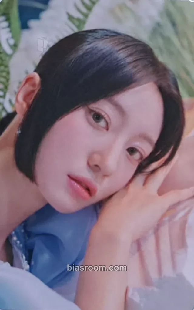 OH MY GIRL - Yubin - RBW 2023 Summer Fes | Over the Rainbow Event tower records japan japan japan concert concert benefit concert