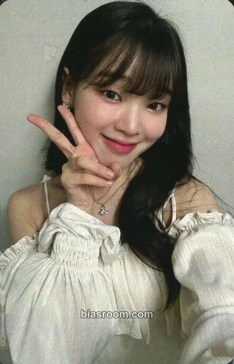 Seunghee Golden Hourglass Photocard - OH MY GIRL - OH MY GIRL K-pop photocard