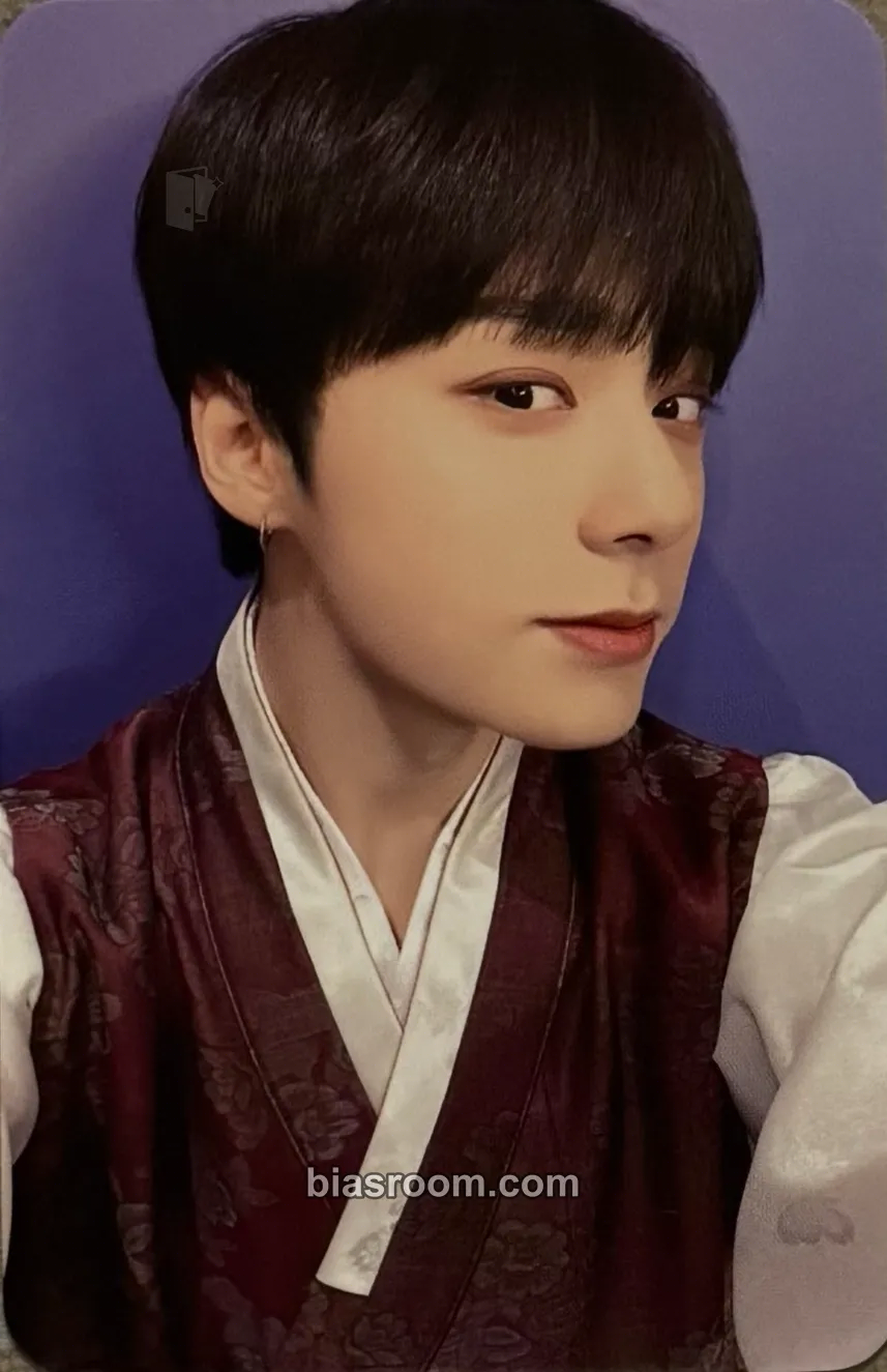 Hwanwoong BLOOD MOON Photocard - ONEUS - ONEUS K-pop photocard