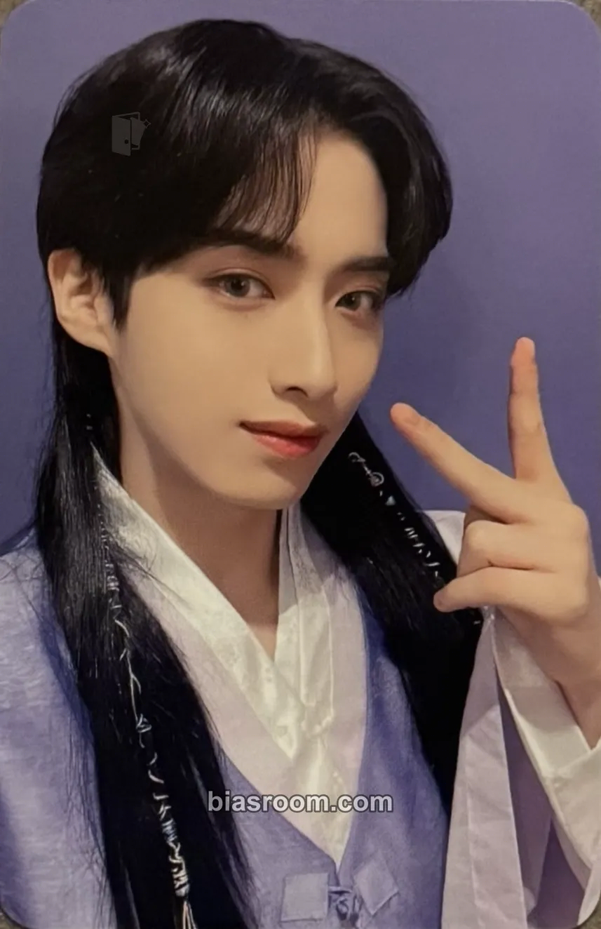 Xion BLOOD MOON Photocard - ONEUS - ONEUS K-pop photocard