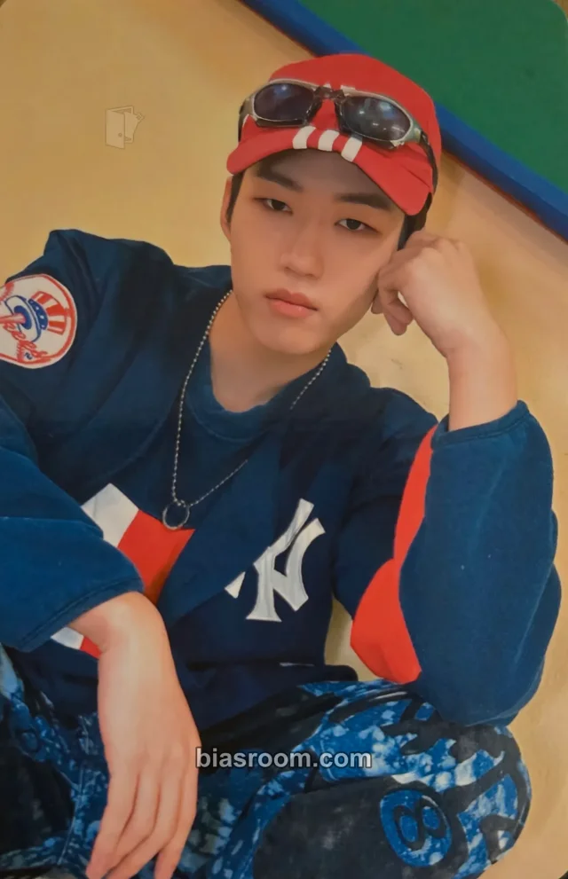 Younite - DEY - 빛 : Bit Part.1 Album album photocard n-aeil version