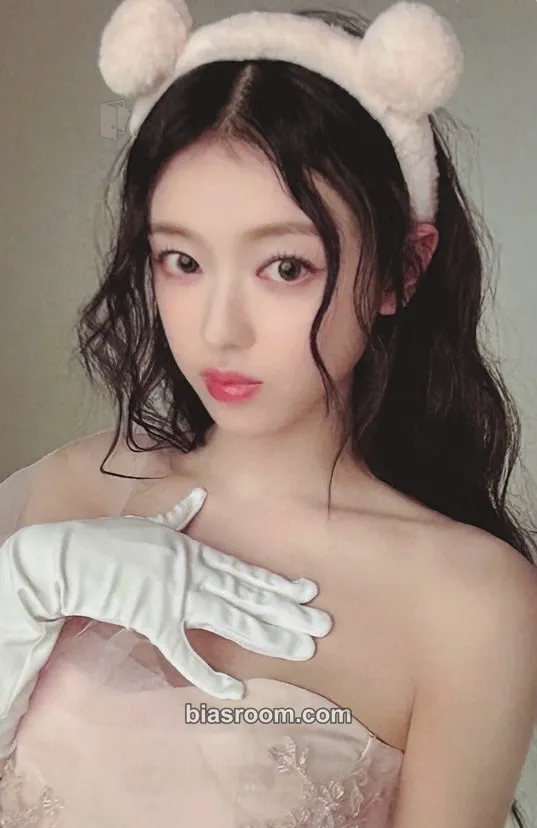 YooA Dreamy Resonance Photocard - OH MY GIRL - OH MY GIRL K-pop photocard