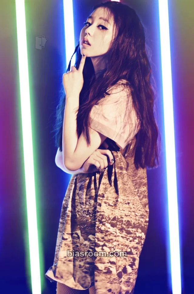 Wonder Girls - Sohee - Wonder Party Album postcard set album inclusion