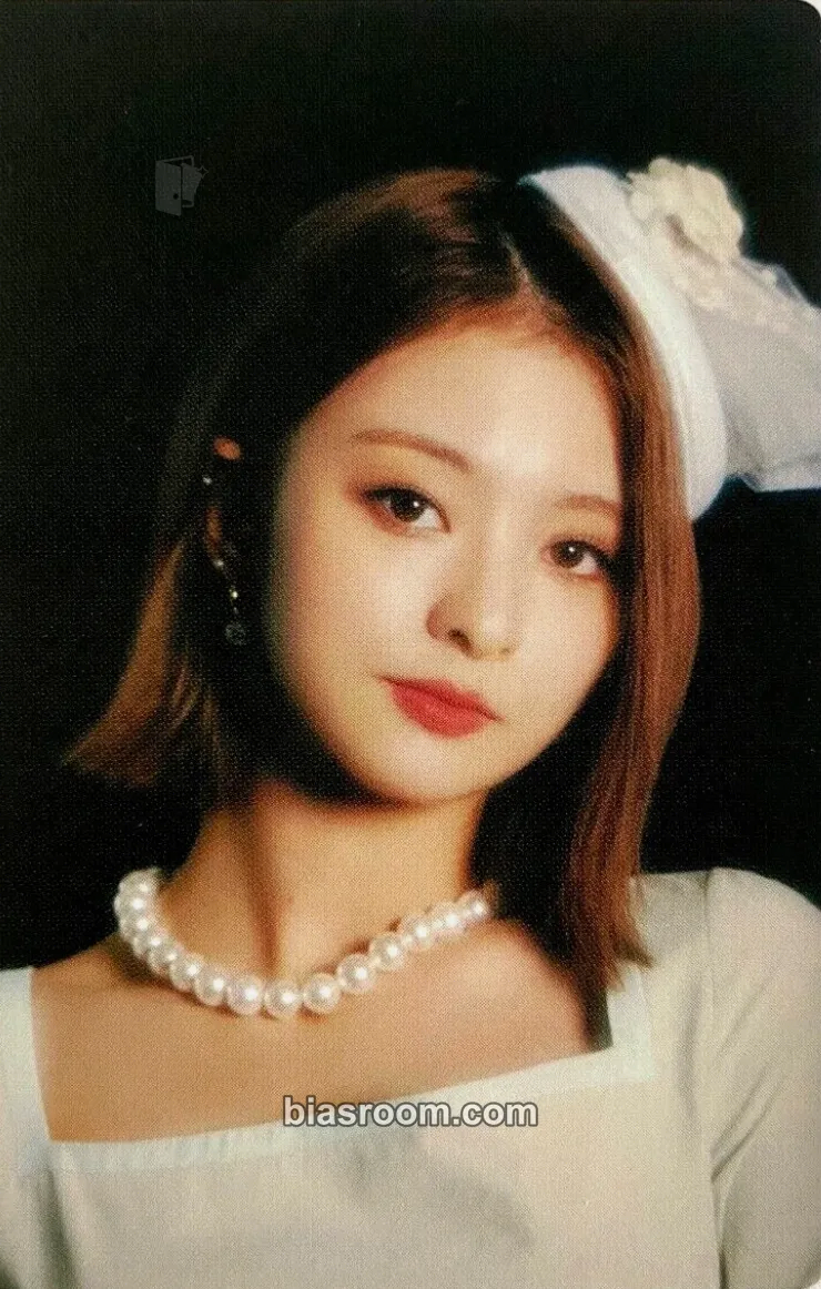 Nagyung 2022 fromis_9 concert <LOVE FROM.> Photocard - fromis_9 - fromis_9 K-pop photocard