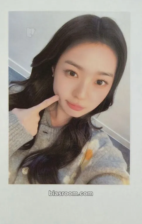 Soomin Beyond Beauty Photocard - tripleS - tripleS K-pop photocard