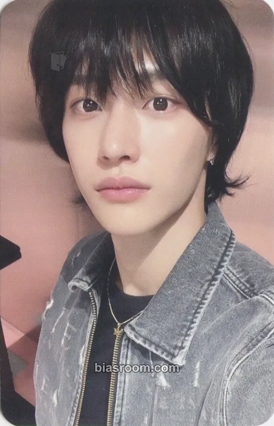 Wonbin Get A Guitar Photocard - RIIZE - RIIZE K-pop photocard